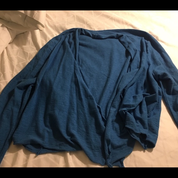 CUT LOOSE OPEN FR BLUE LONG SLEEVE SWEATER L